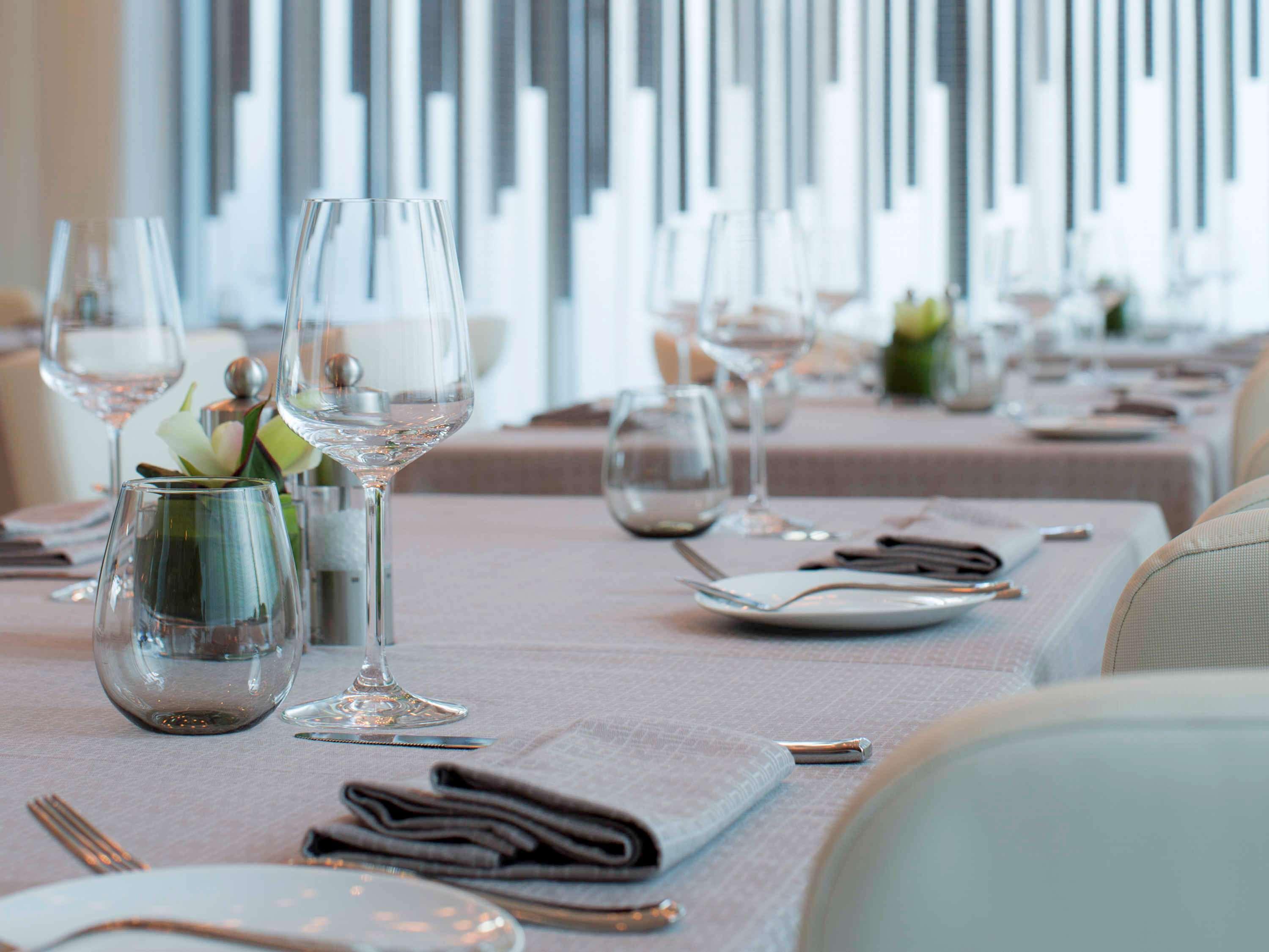 Pullman Jumeirah Lakes Towers Hotel Dubai