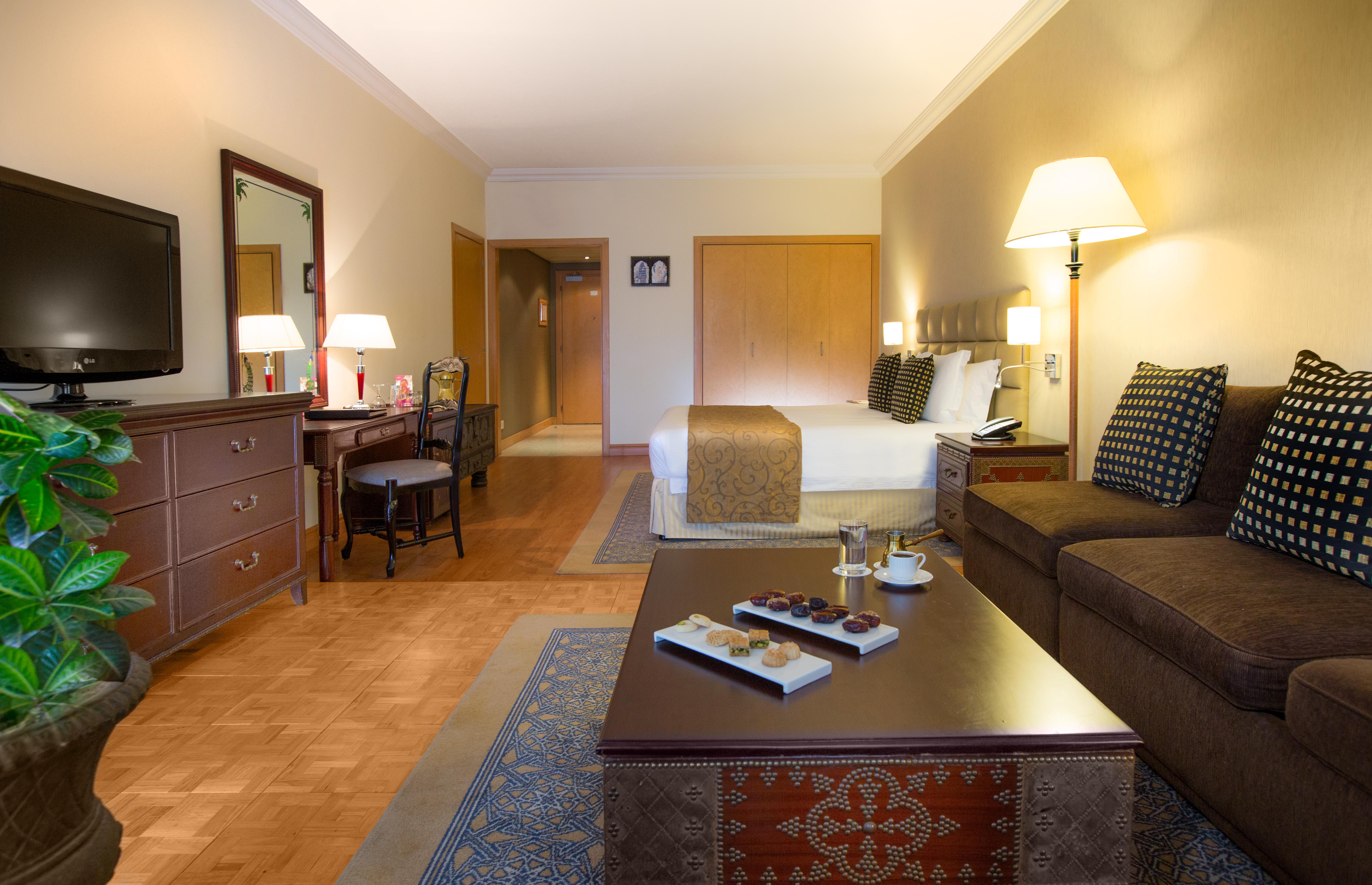 Millennium Plaza Downtown 5*
