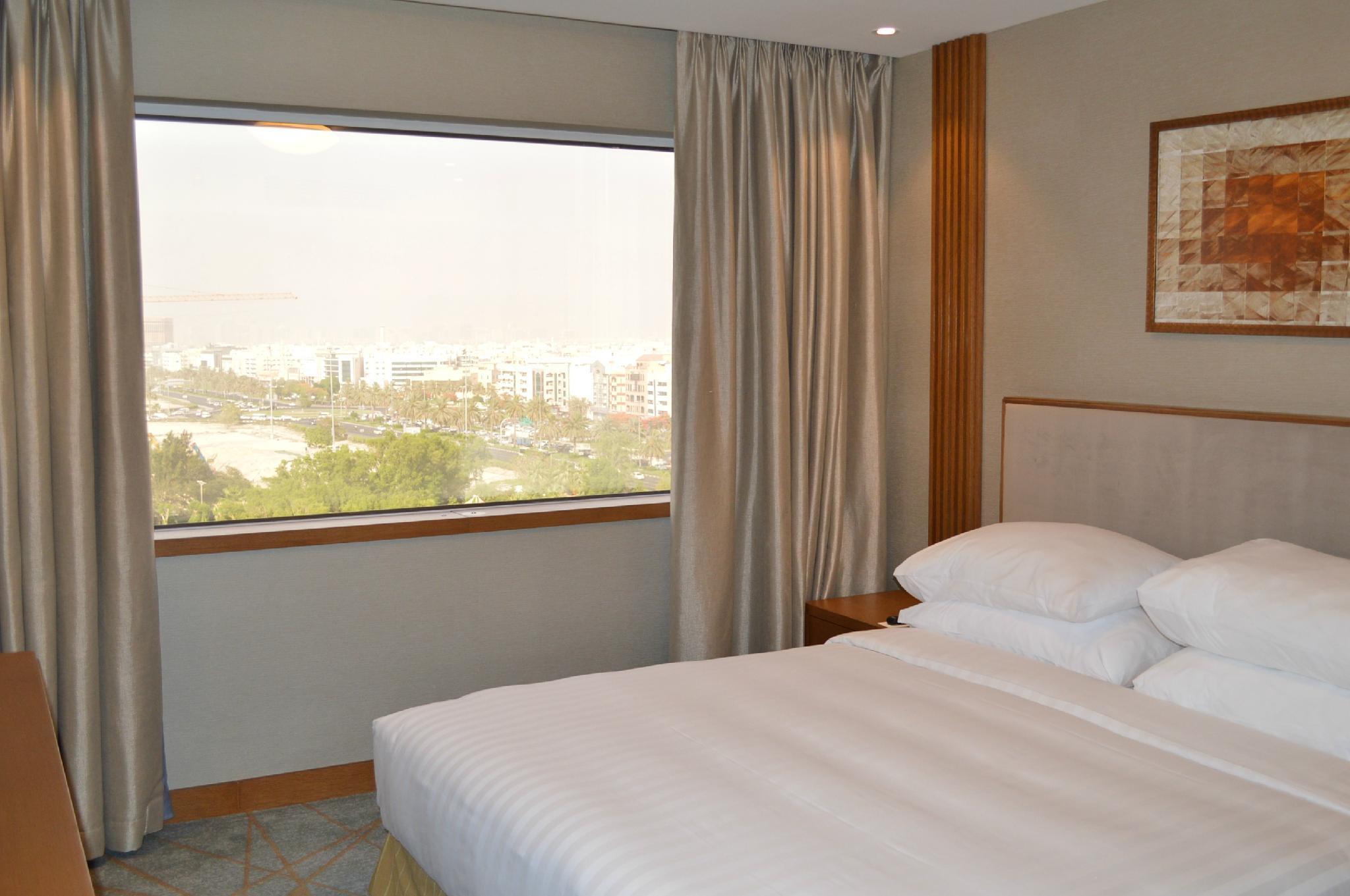 Hyatt Regency Galleria Aparthotel 4*