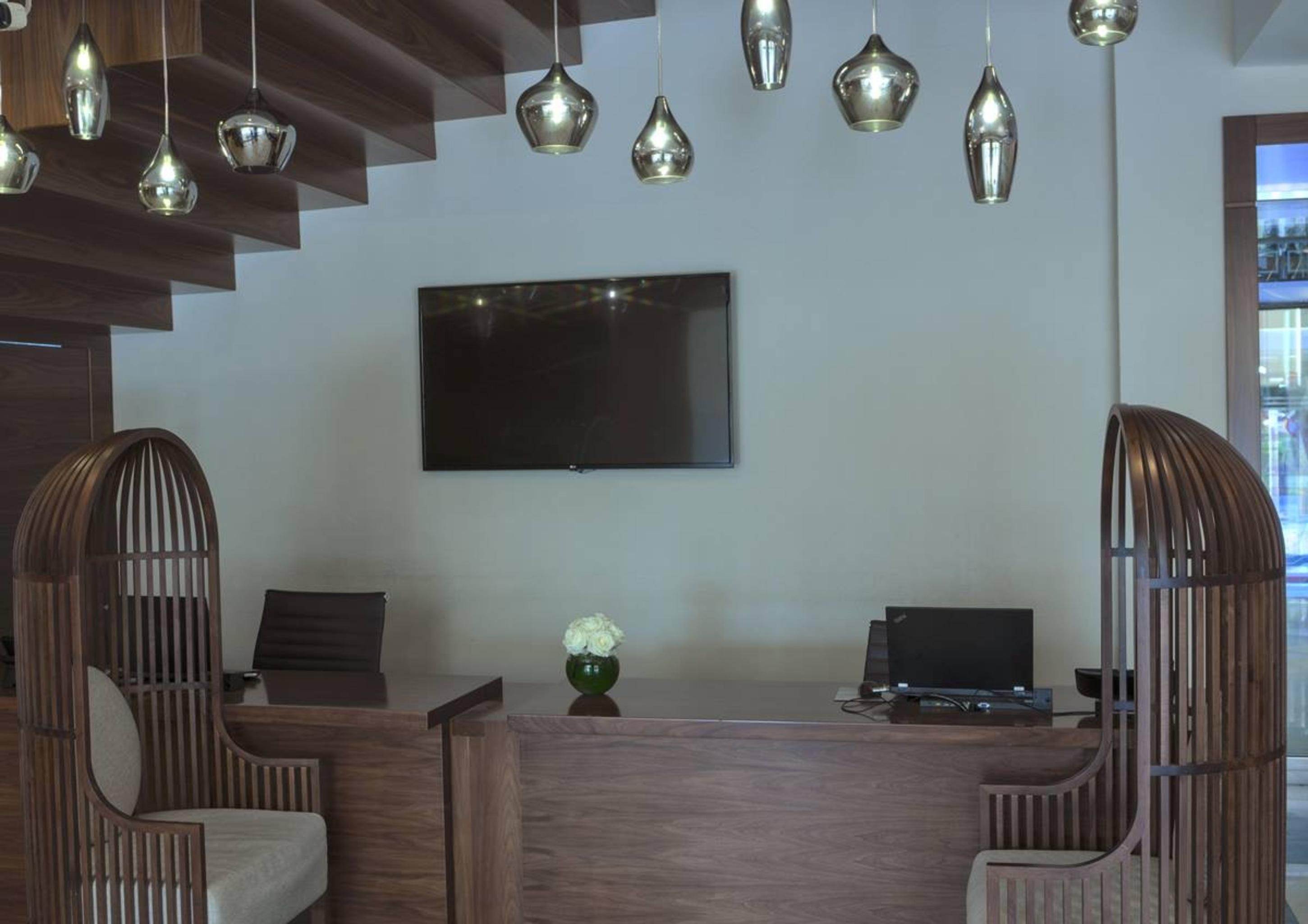 Hyatt Regency Galleria Aparthotel 4*