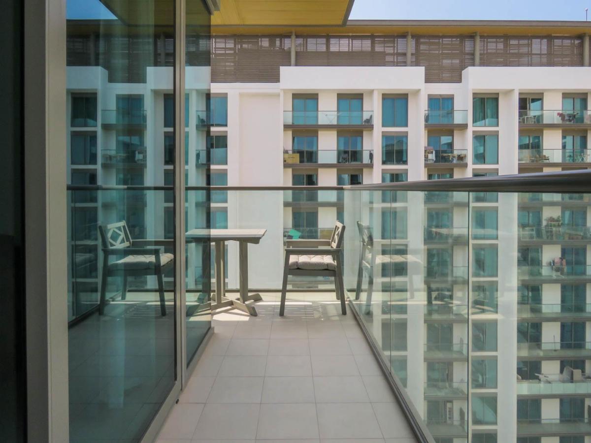 Oyo 755 Sobha Greens Apartment Dubai