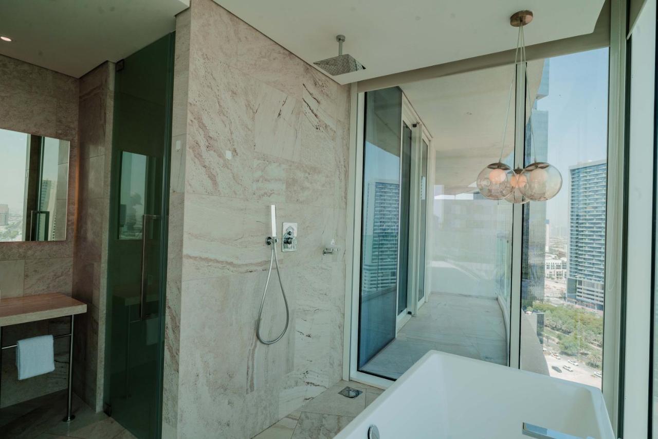 Apartment Five Sky In Jvc With Private Pool *