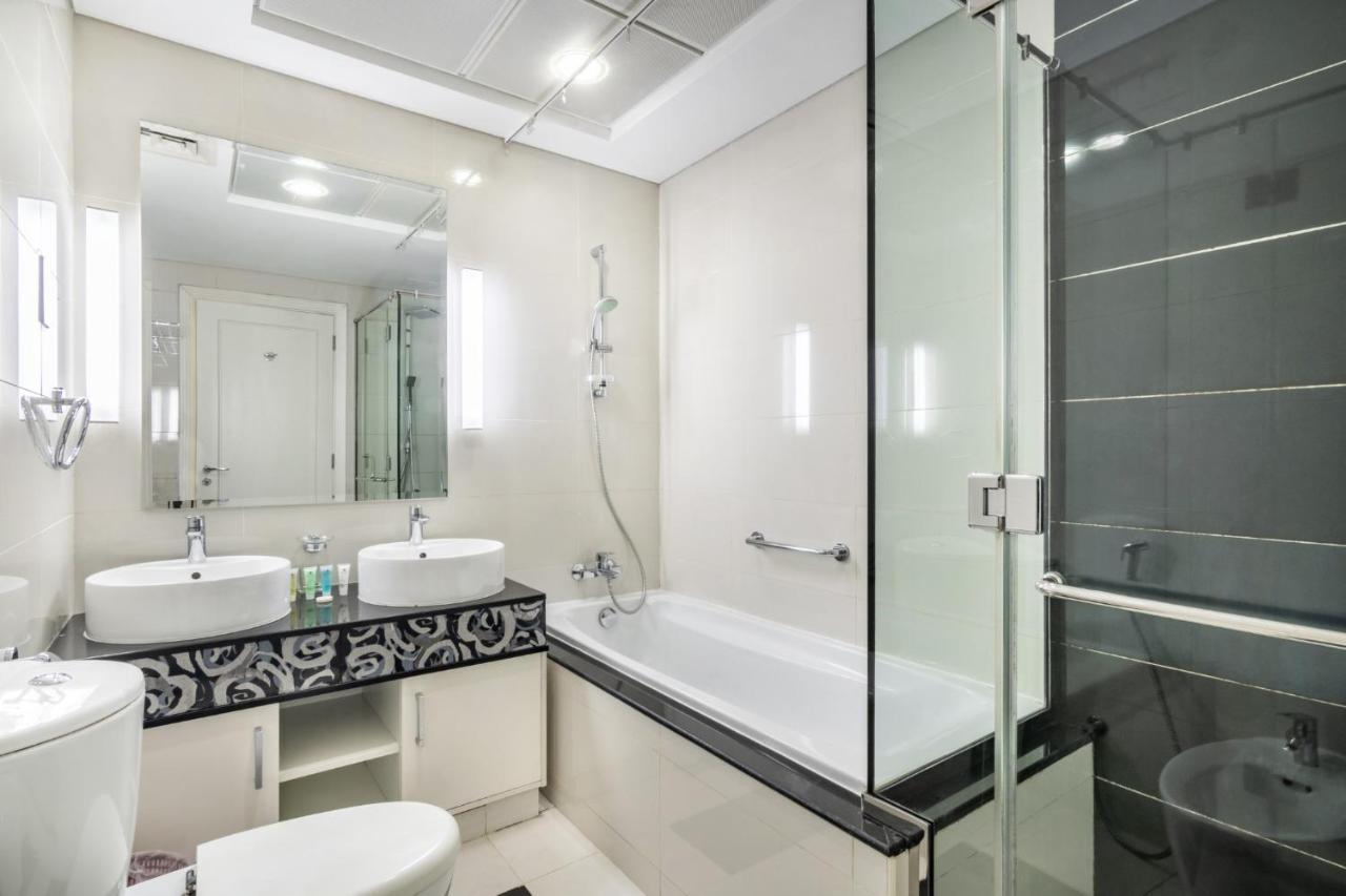 Baytik - Amazing 1 Bedroom Damac Mall Street, Downtown Apartment