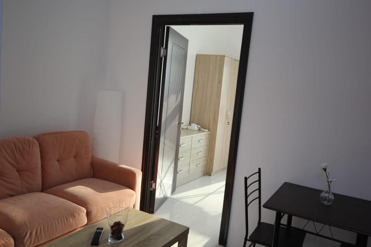 Comfortable And For Rent In Apartment