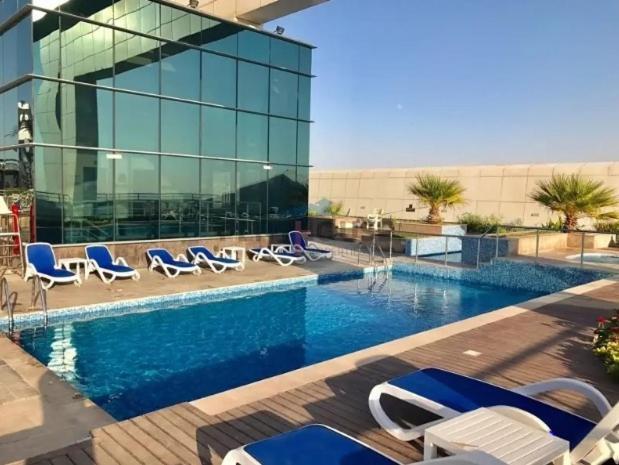 New Age - Cozy In Goldcrest Views 2, Jlt * Dubai