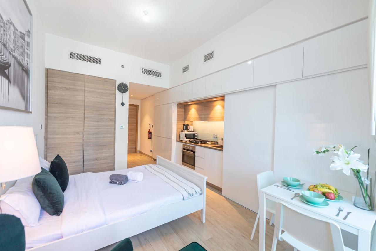 Marco Polo - Modern Studio With Amazing Views From Balcony
