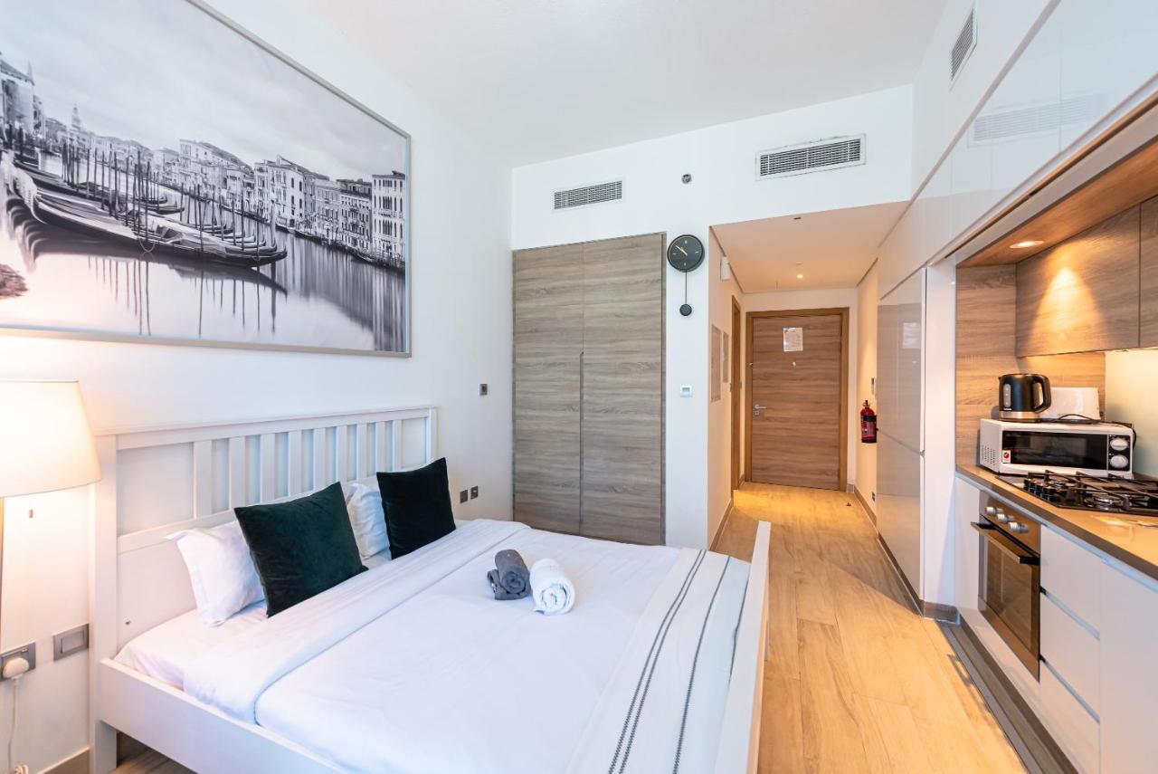 Marco Polo - Modern Studio With Amazing Views From Balcony