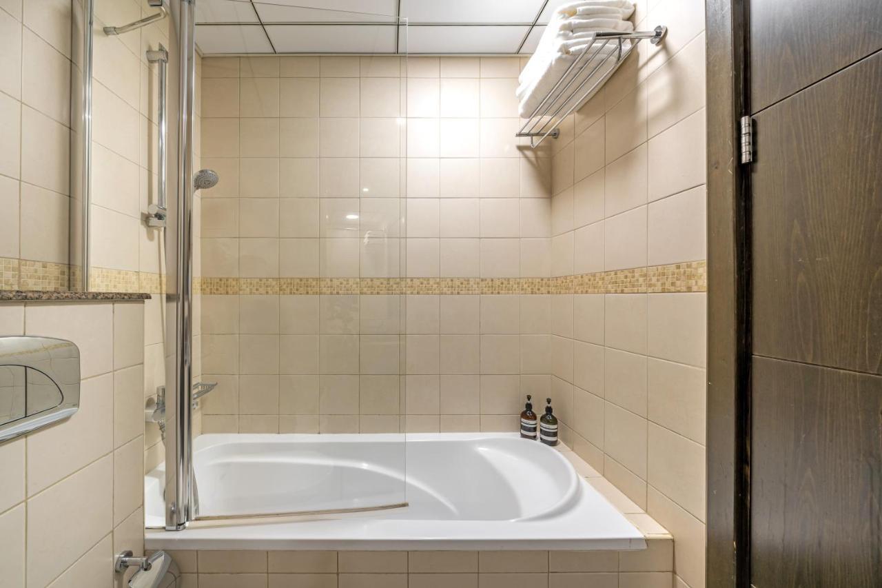 Cute 1br - Marina Views - Walk 9min To Apartment *