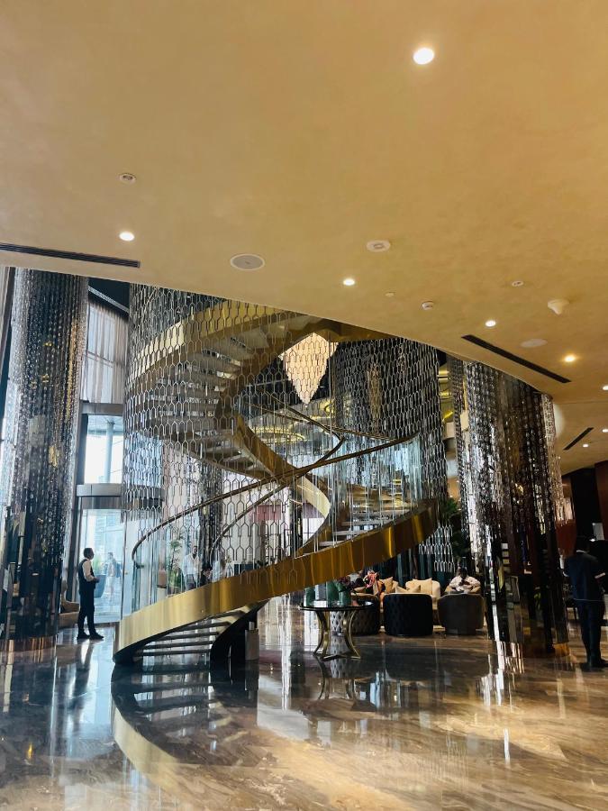 A5801 Paramount 5 Star Luxury 3 Bedroom Close To Burj Khalifa And Mall