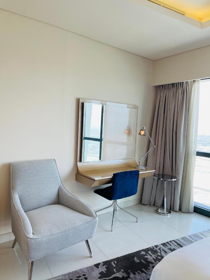 A5801 Paramount 5 Star Luxury 3 Bedroom Close To Burj Khalifa And Mall Aparthotel Dubai