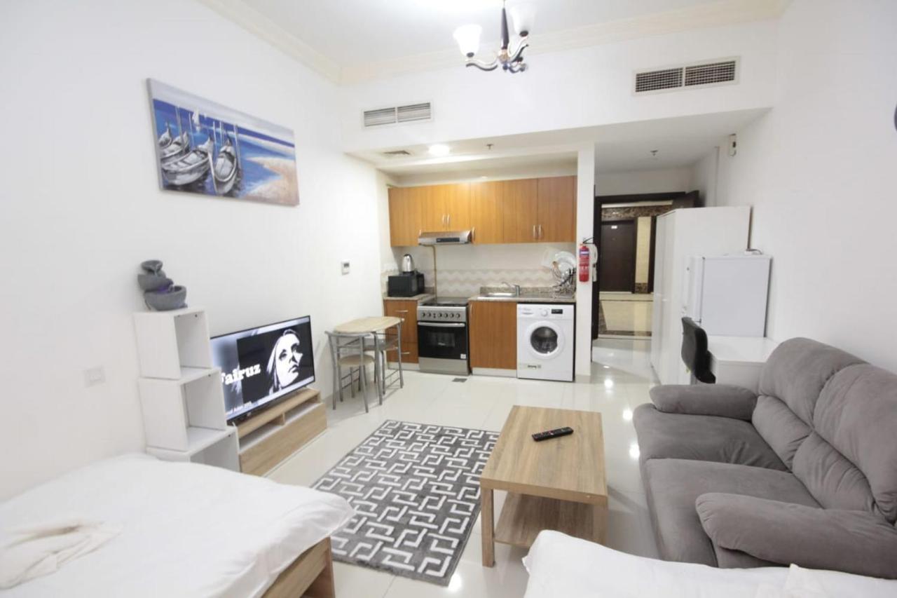 Budget In Apartment *