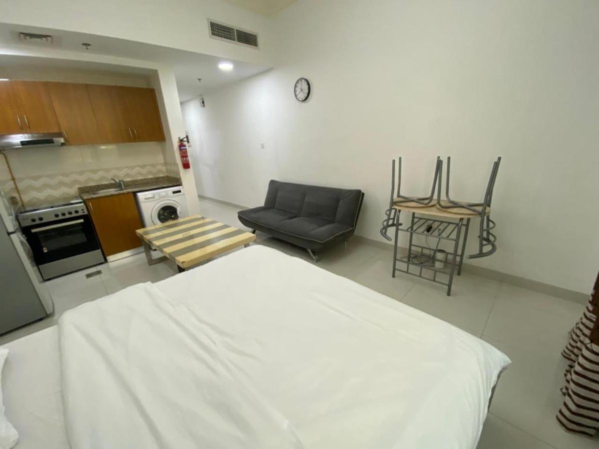 Budget In Apartment *