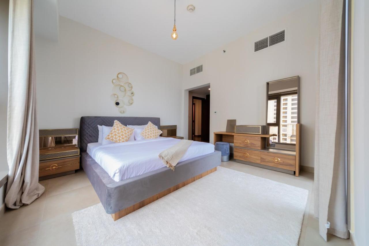 Apartment Eden's Homes & - Sparkle Tower Dubai