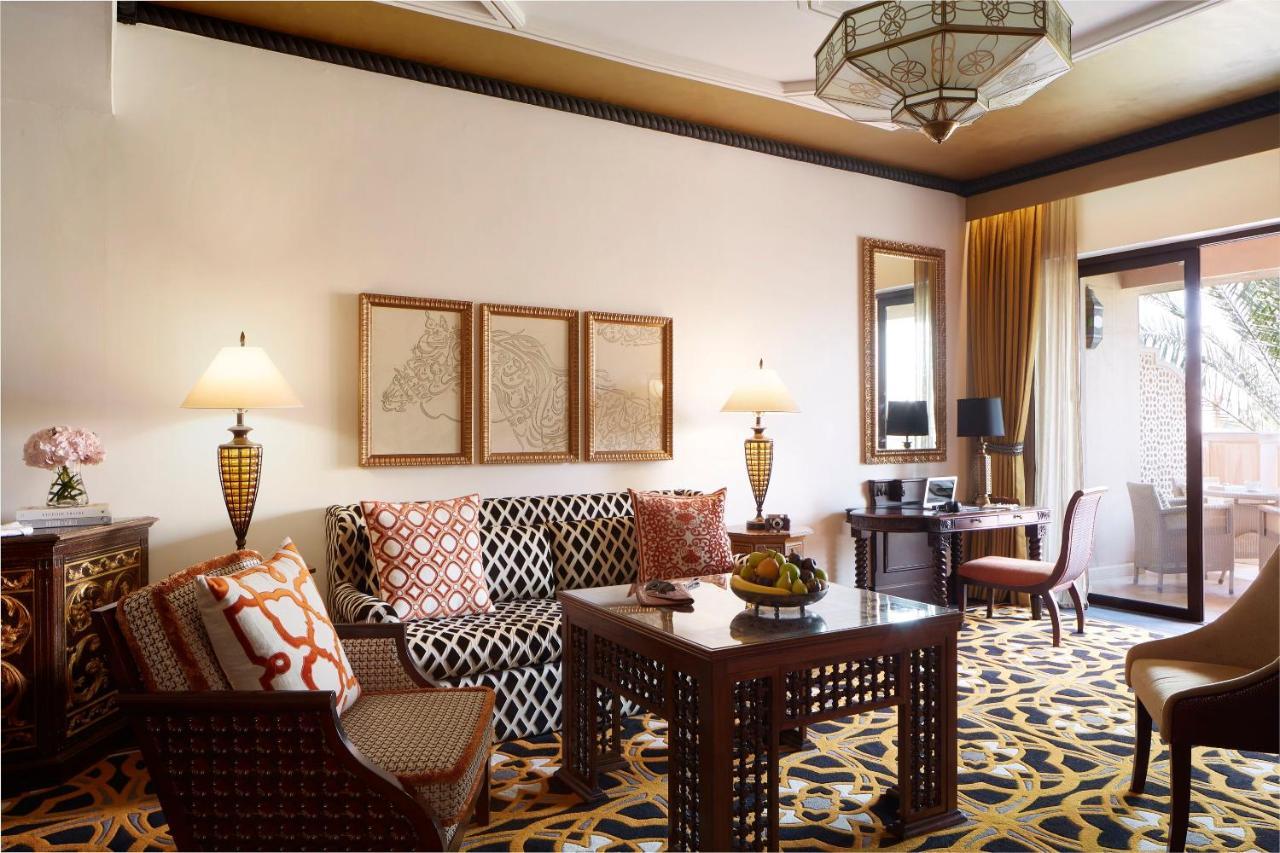 Jumeirah Al Qasr Resort 5*