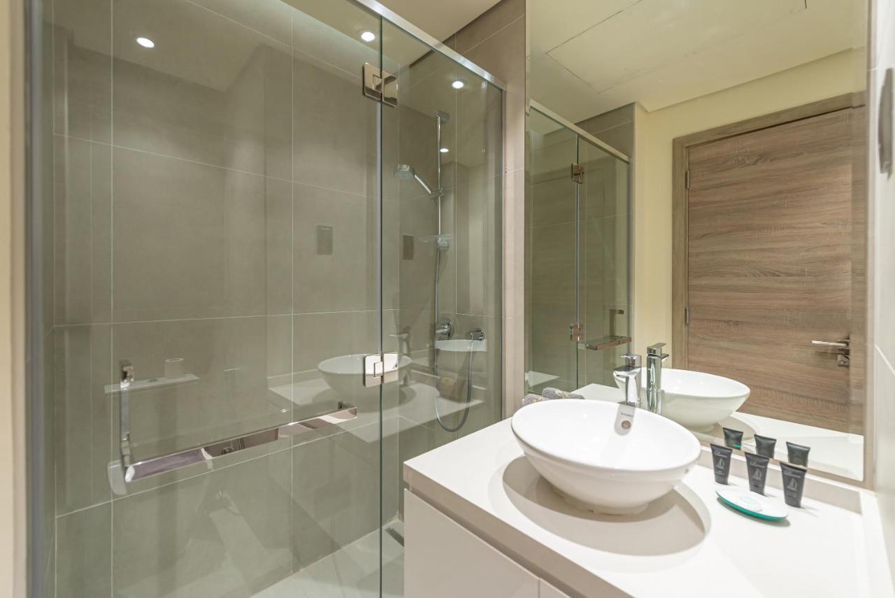 Marco Polo - Modern Studio With Amazing Views From Balcony * Dubai