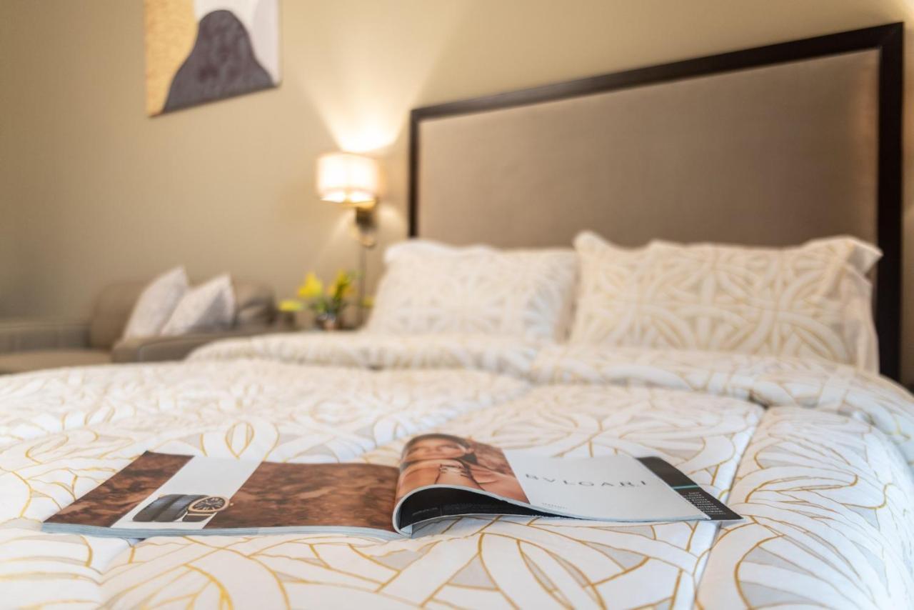 Green Place Elite Downtown Apartment *