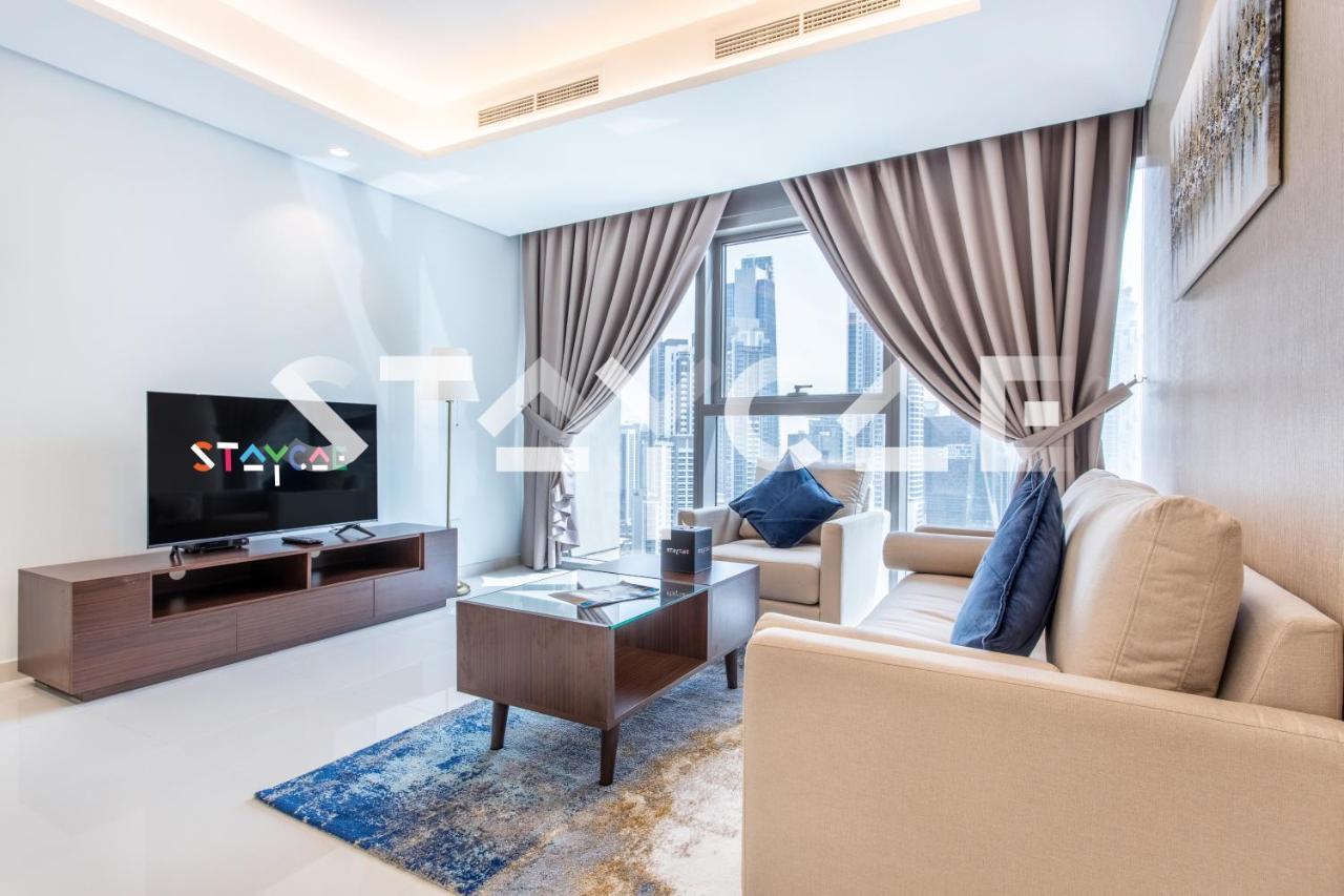 Staycae Homes - Paramount Midtown Apartment