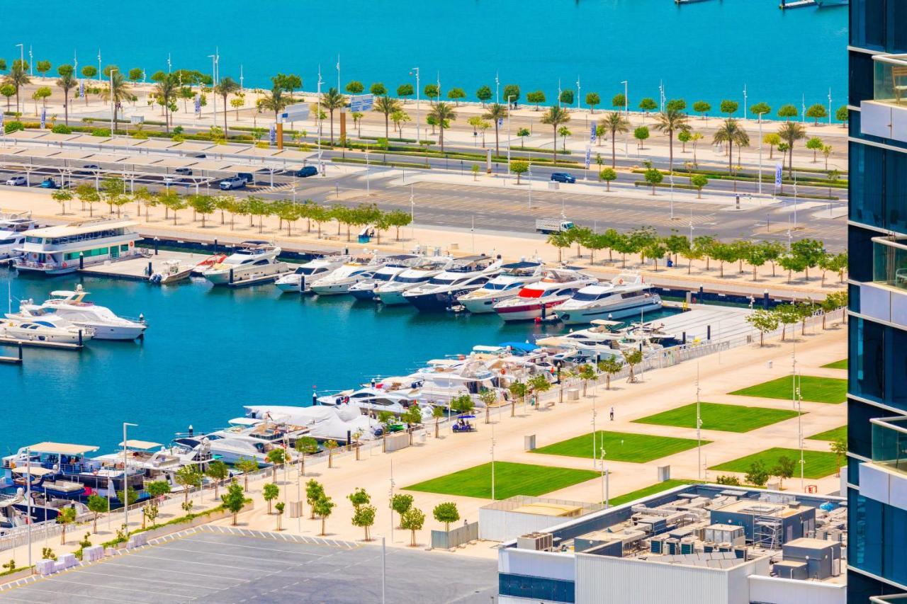 Eden's Homes & - Royal Oceanic Apartment