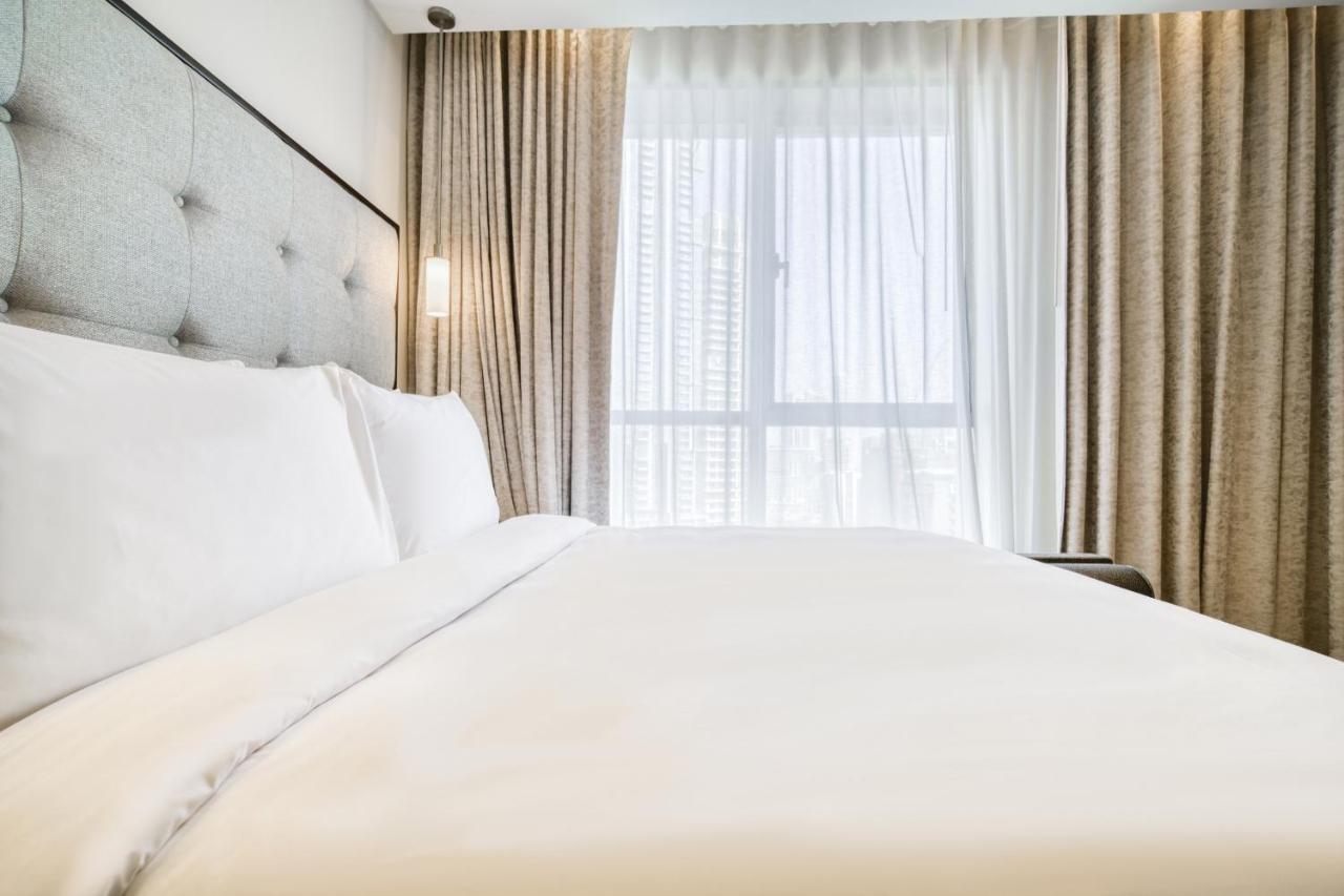 The Address Downtown - Mint Apartment
