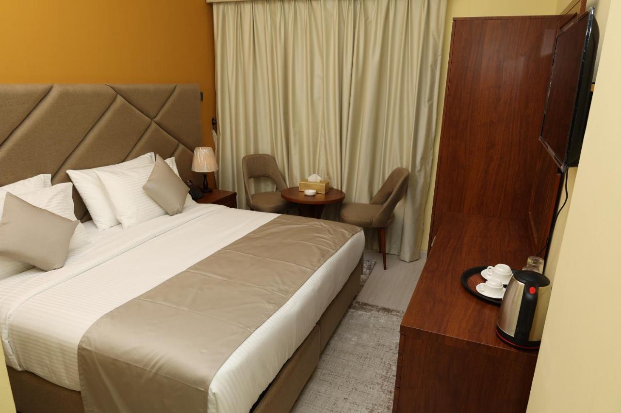 Hotel Grand Marino 3*