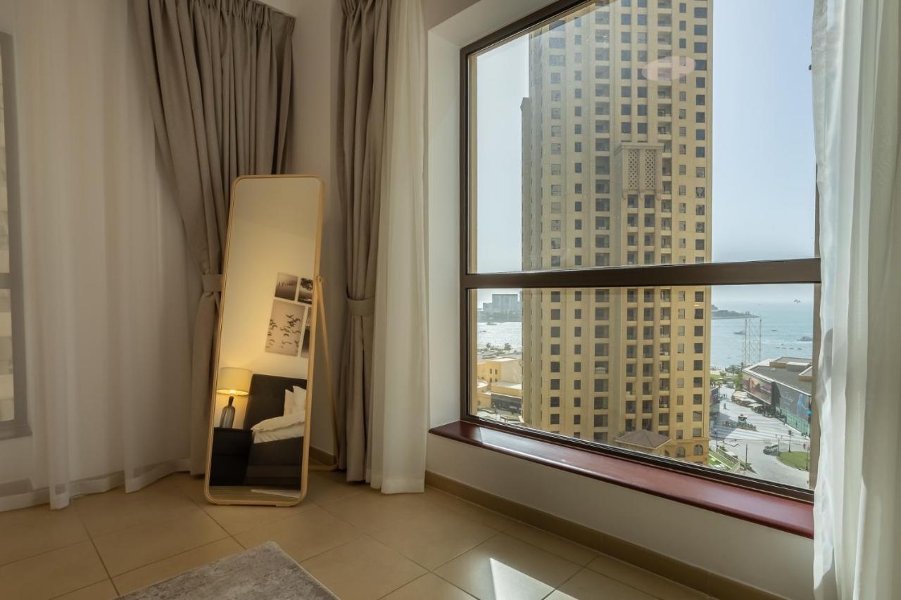 Lovely 2 Bedroom Near The Beach * Dubai