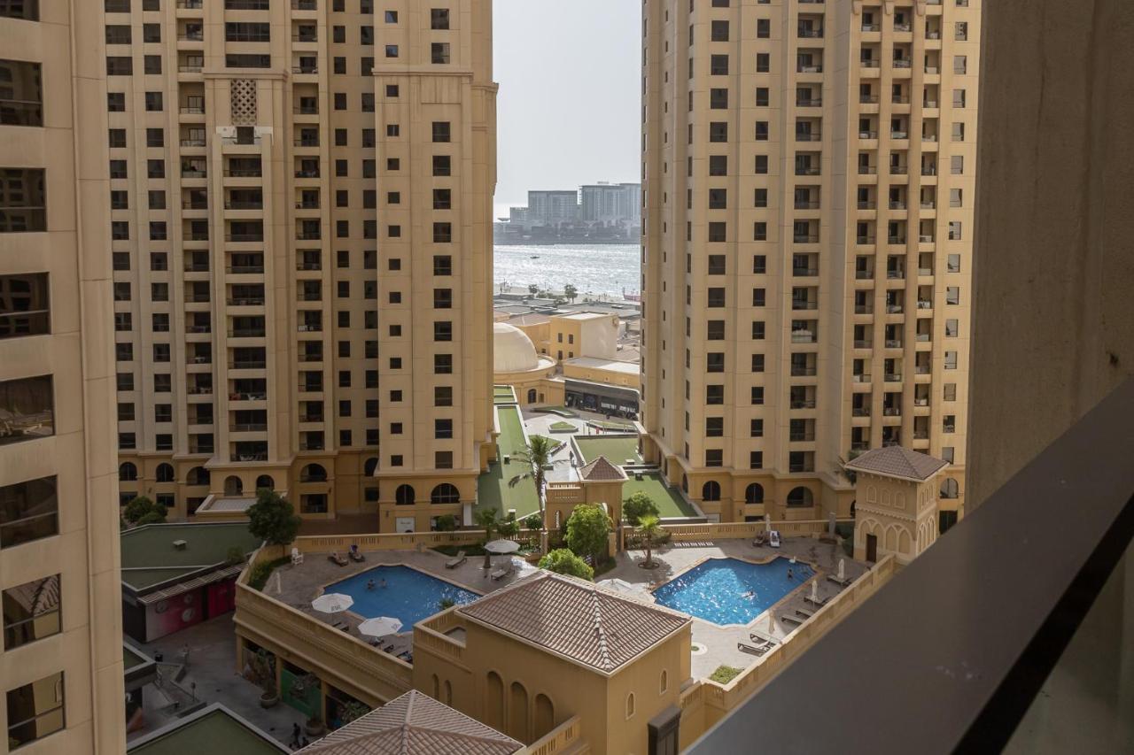 Lovely 2 Bedroom Near The Beach *