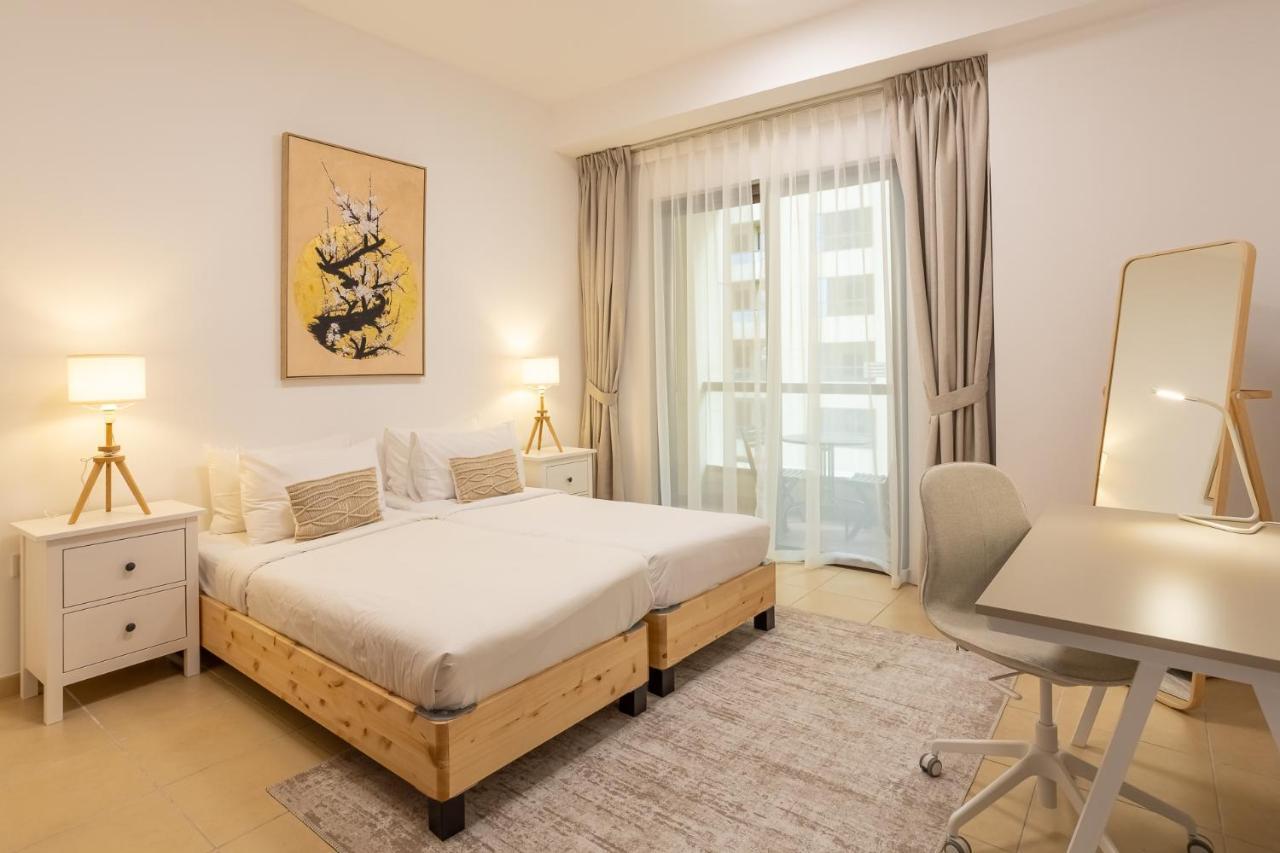 Lovely 2 Bedroom Near The Beach Apartment