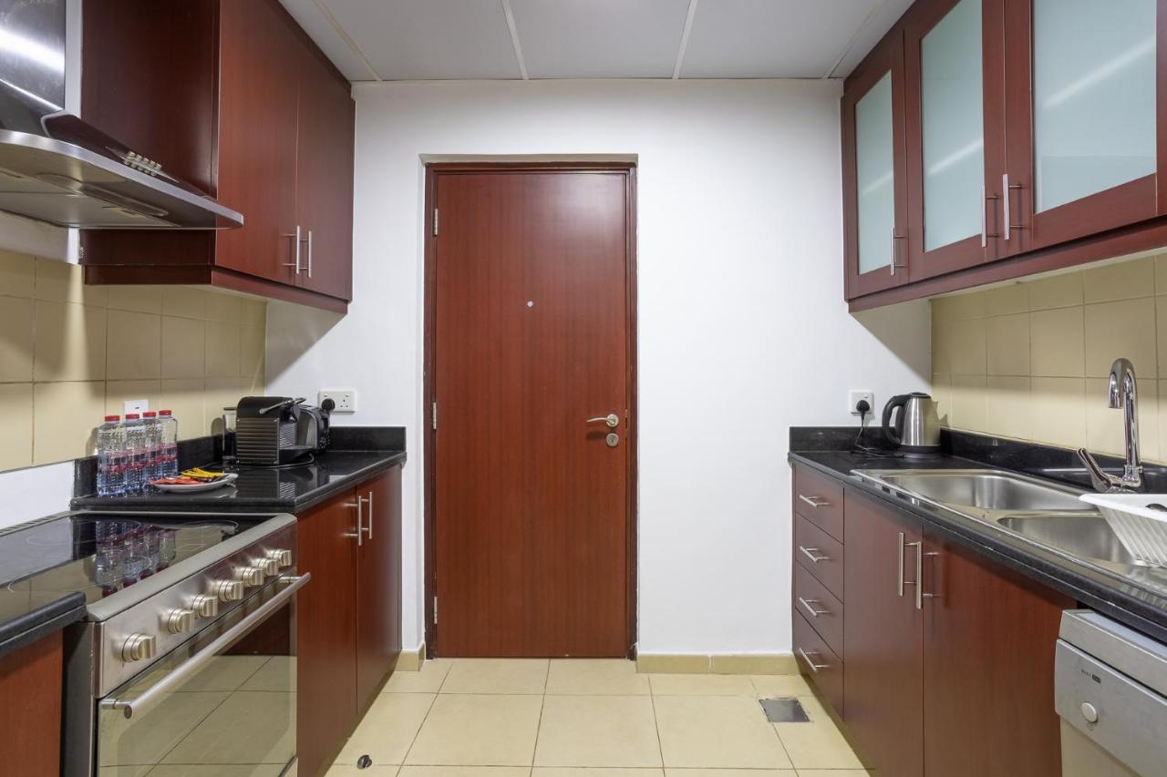 Lovely 2 Bedroom Near The Beach Apartment