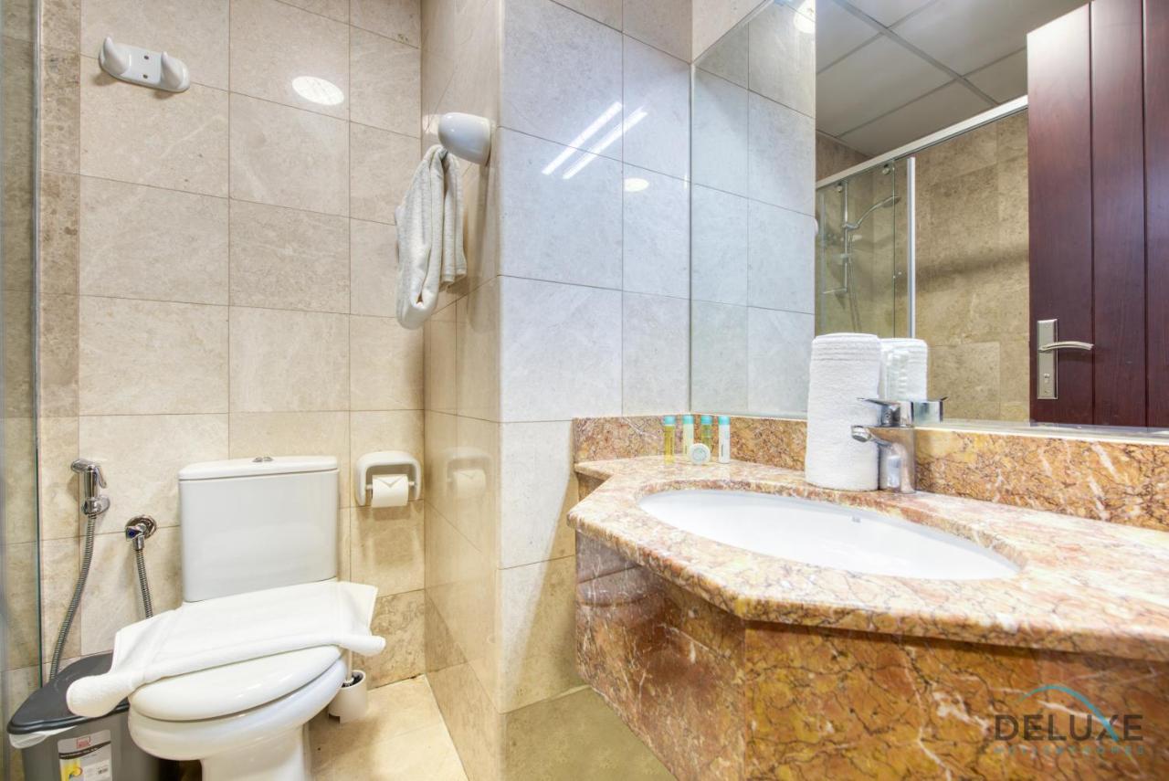 Pleasant At Safir Tower 1 Business Bay By Deluxe Homes * Dubai