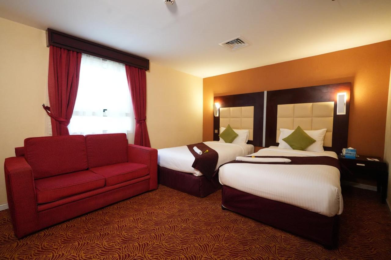 Hotel Nine