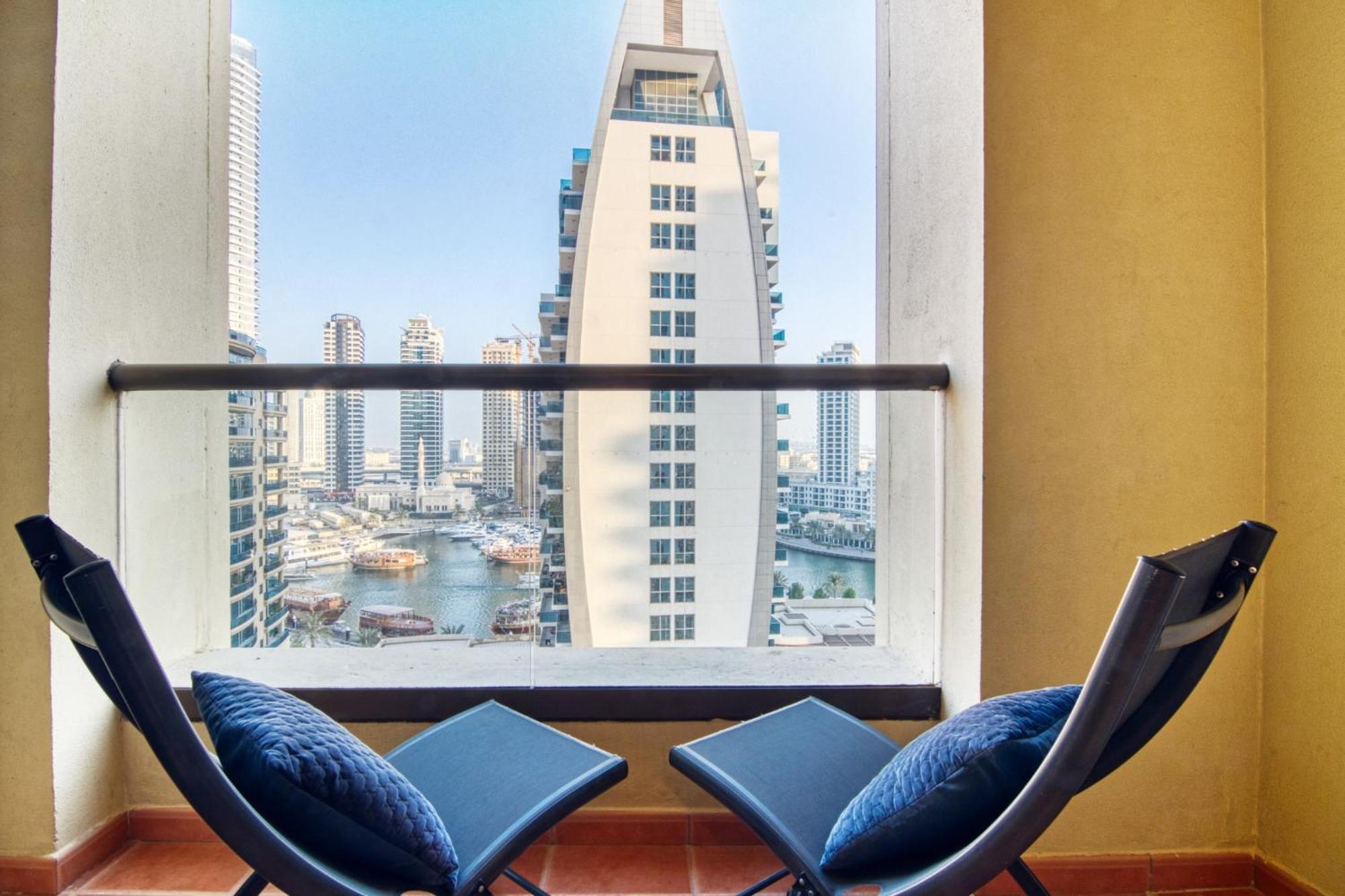 Apartment Marina View Luxury Condo: Spacious 2bd Steps From Jbr Dubai