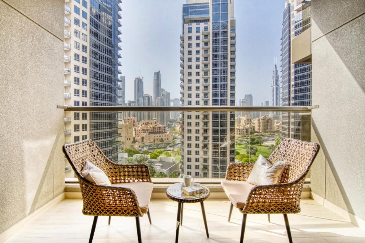 Green Place Elite Downtown Apartment Dubai