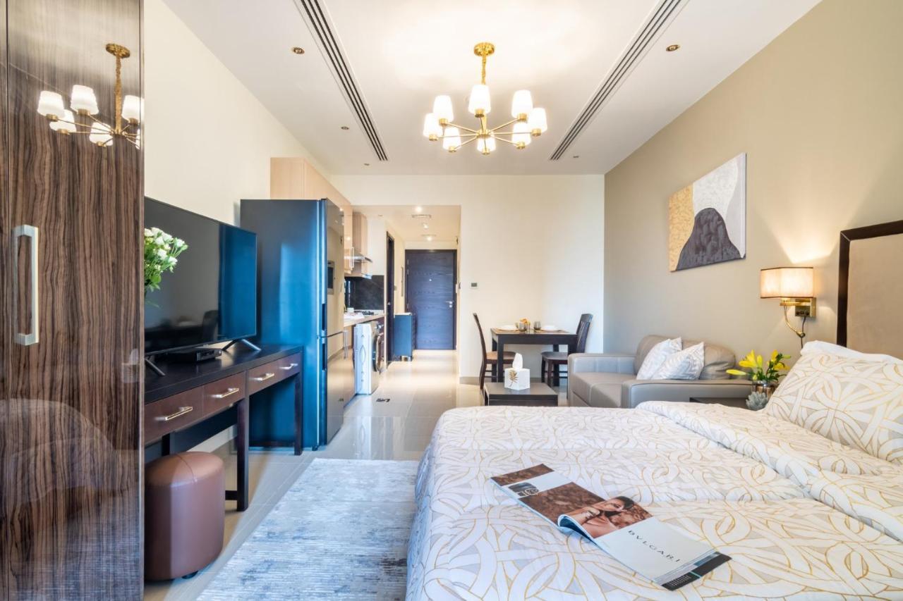 Green Place Elite Downtown Apartment