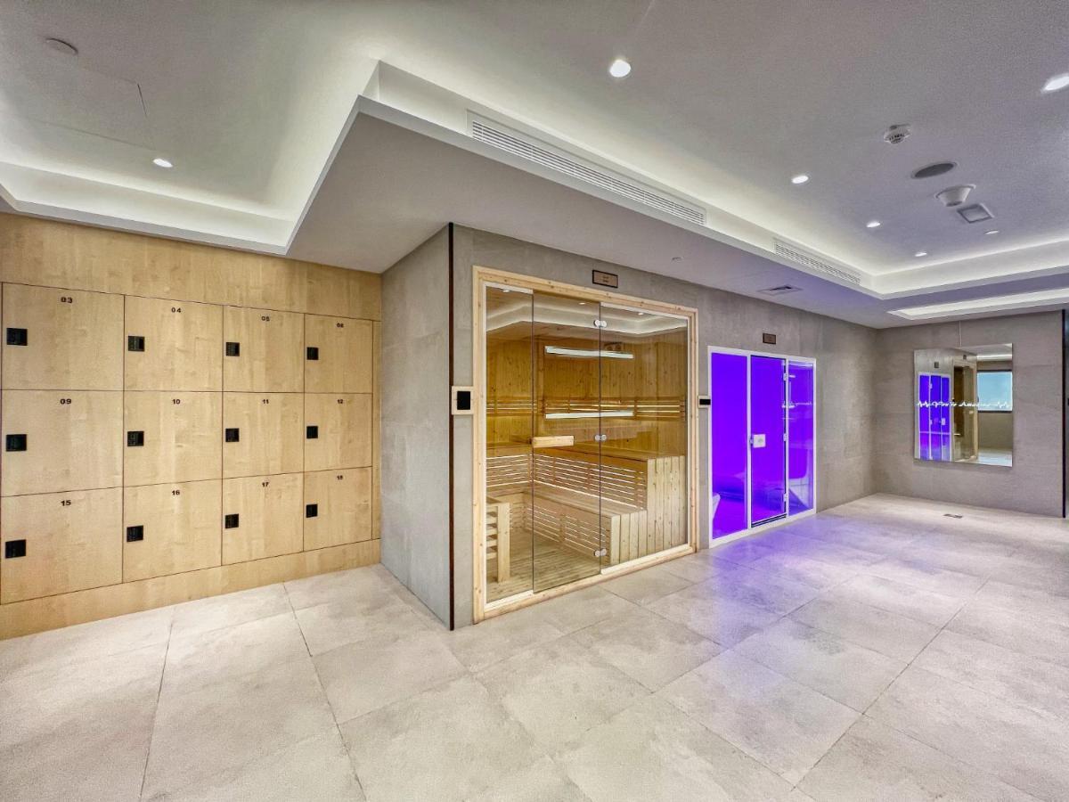 Green Place Elite Downtown *