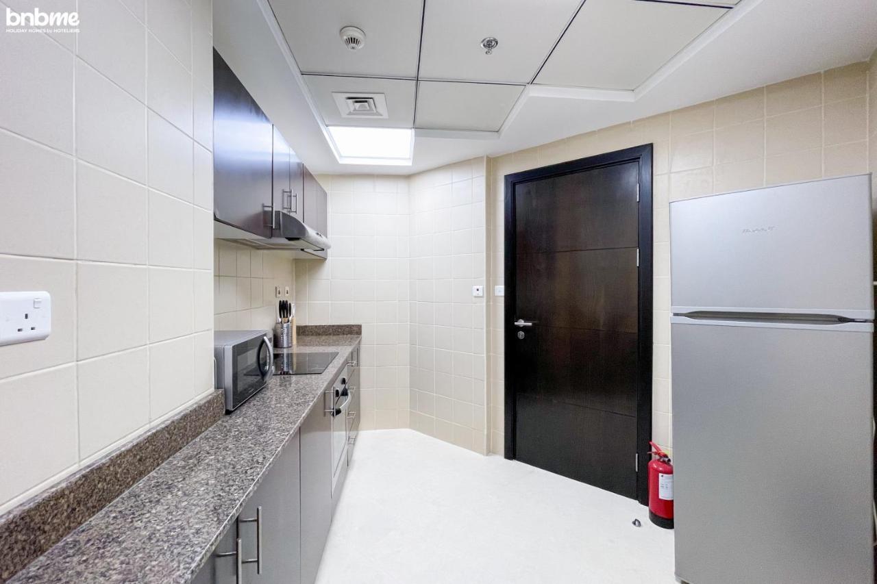 Bnbmehomes - Experience Luxurious Sky High Marina Living - 8044 Apartment
