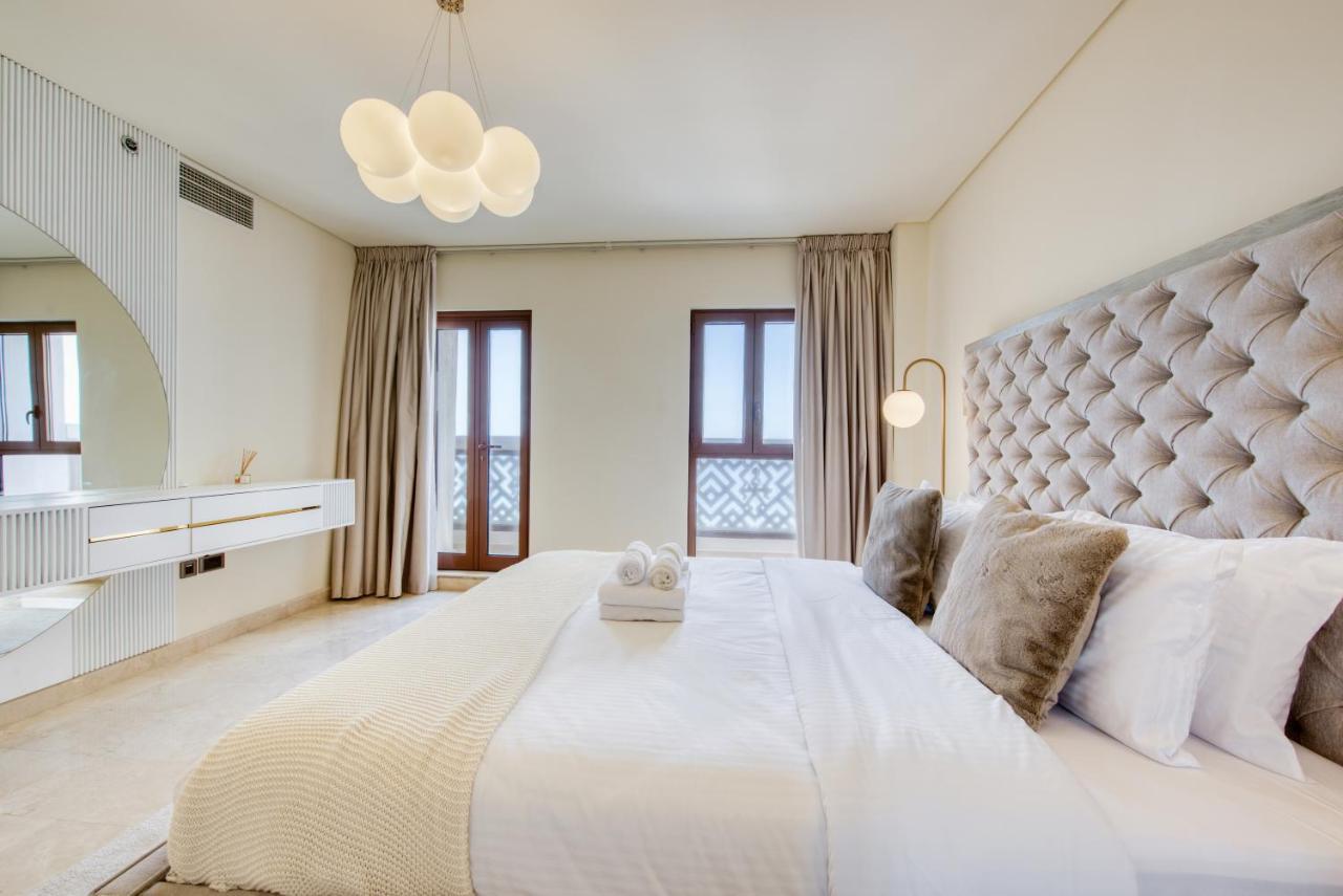 Maison Privee - Luxury Palm Penthouse With Beach & Sea View Apartment *