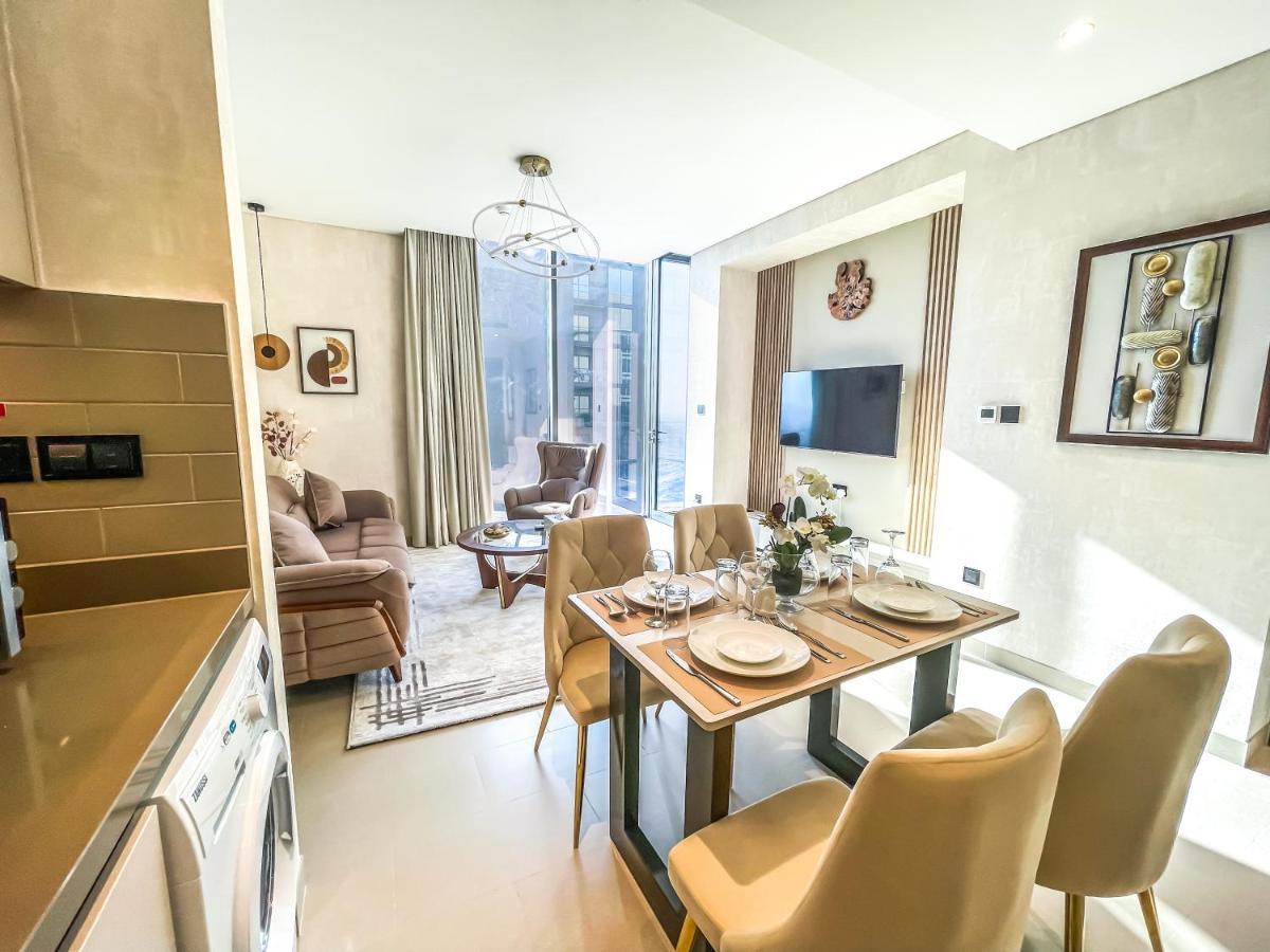 By Latinem Luxury 2 Bedroom Cv B2508 Near Burj Khalifa Apartment Dubai