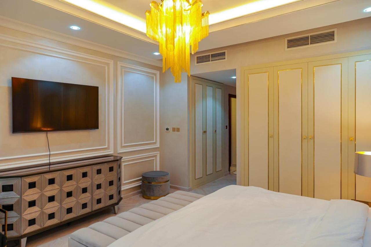 The Burj Khalifa View - Luxury In Downtown Apartment