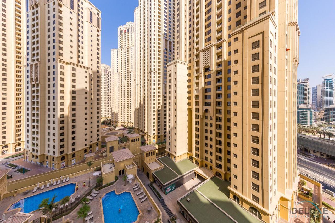 Pool Views Studio Minutes Away To Jbr Beach, Rimal 3 By Deluxe Apartment
