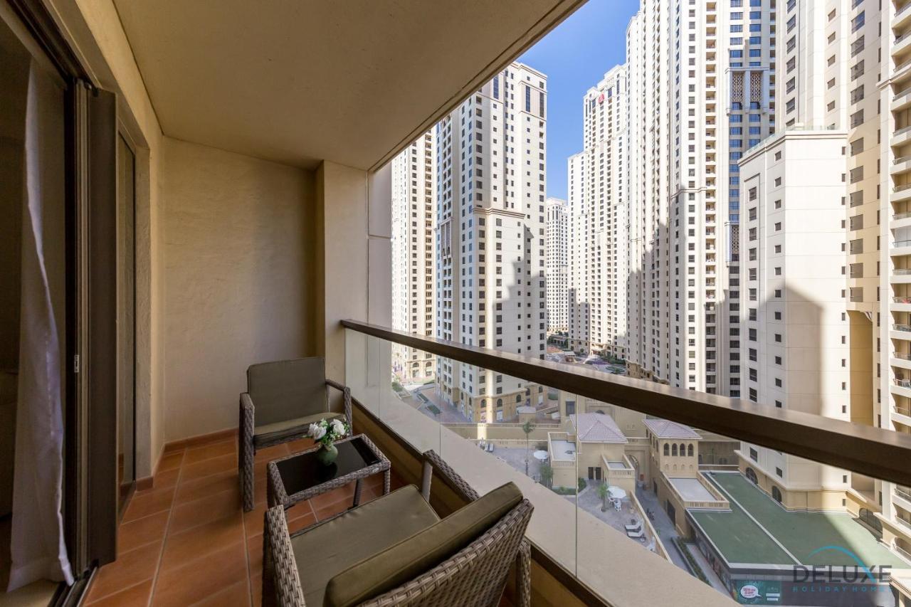 Pool Views Studio Minutes Away To Jbr Beach, Rimal 3 By Deluxe Apartment
