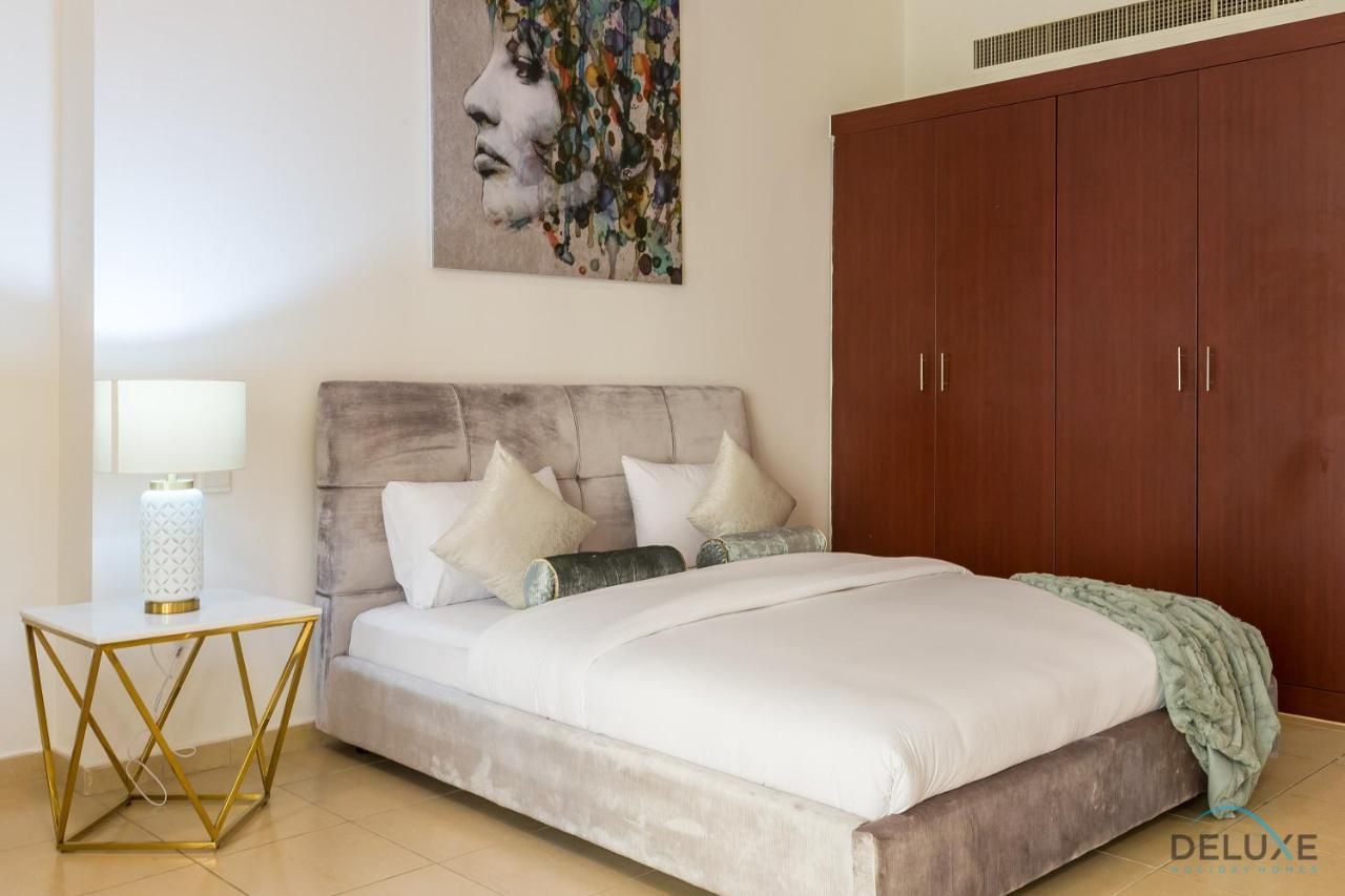 Pool Views Studio Minutes Away To Jbr Beach, Rimal 3 By Deluxe Apartment *