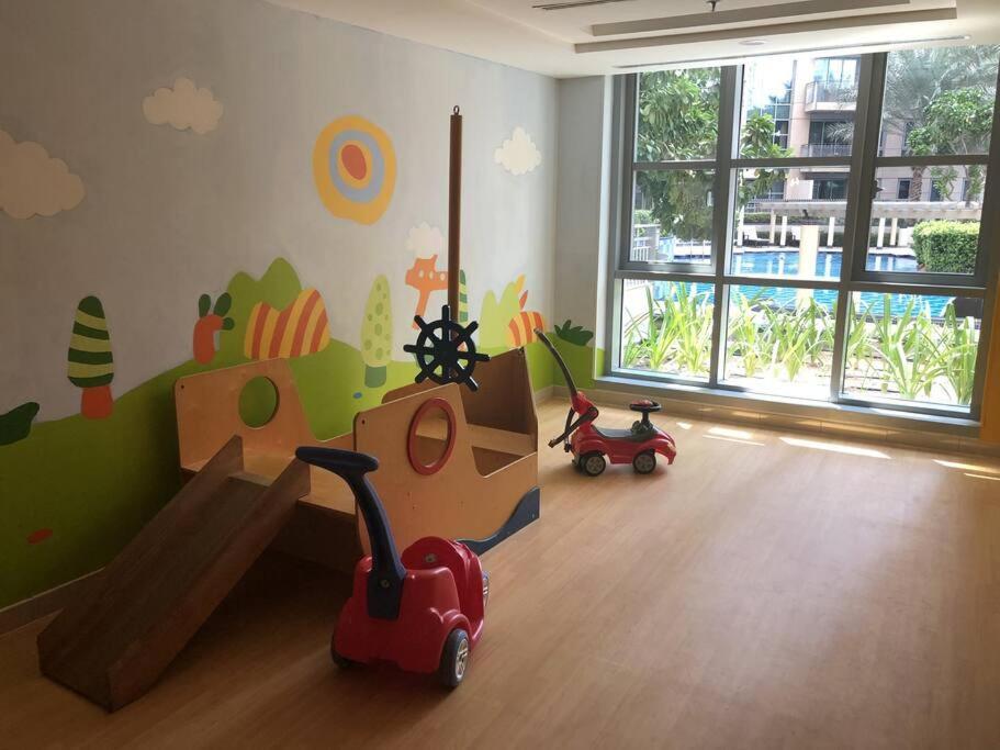 Apartment Ultimate / 4 Beds / Full Opera View / Mall & Burj Khalifa - 5 Min Walk