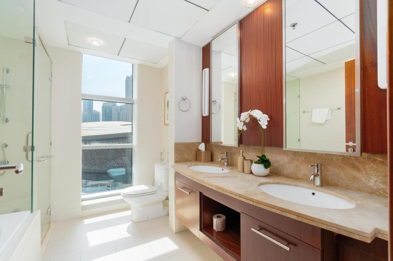 Apartment Ultimate / 4 Beds / Full Opera View / Mall & Burj Khalifa - 5 Min Walk Dubai