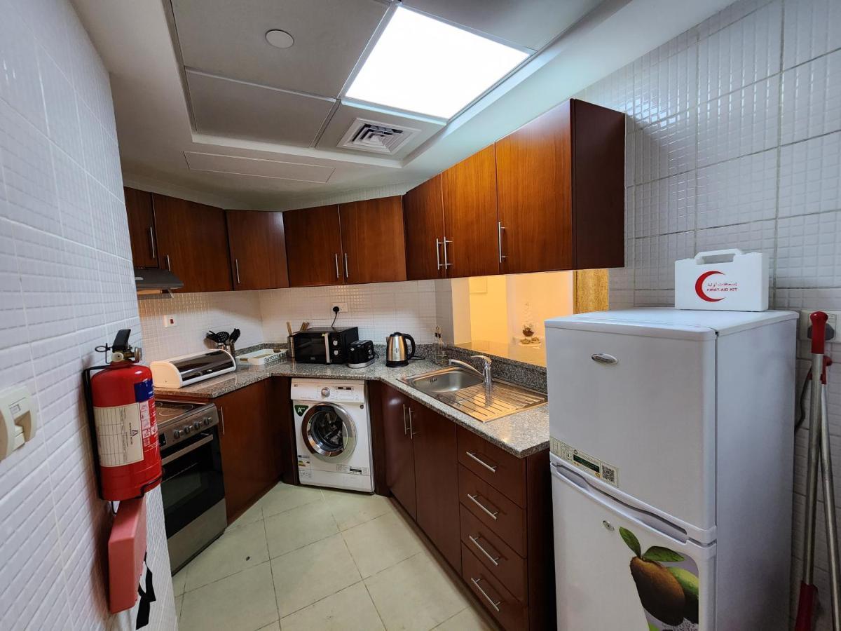 Apartment Bright & Valuable, Close To Metro Station