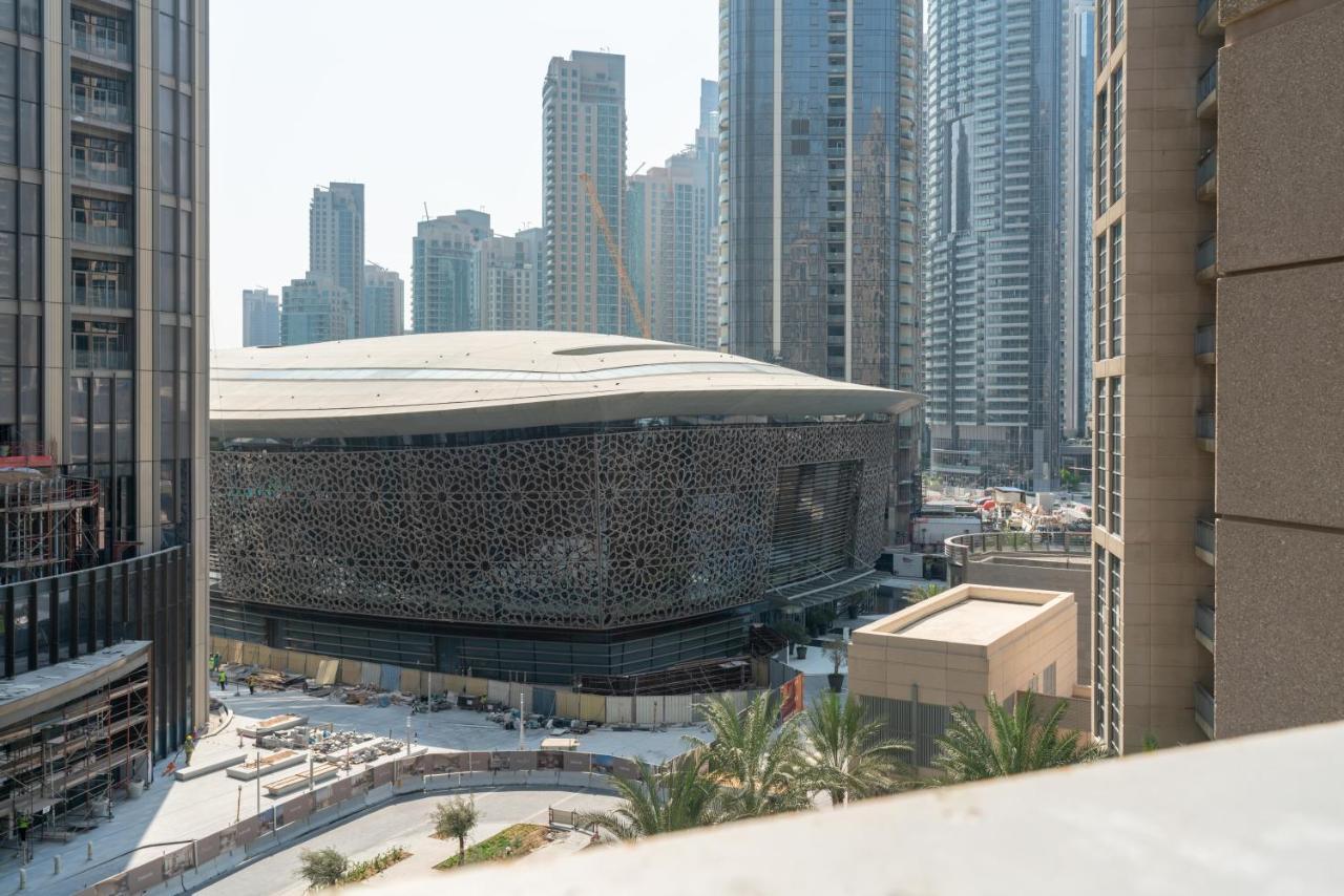Ultimate / 4 Beds / Full Opera View / Mall & Burj Khalifa - 5 Min Walk Apartment *