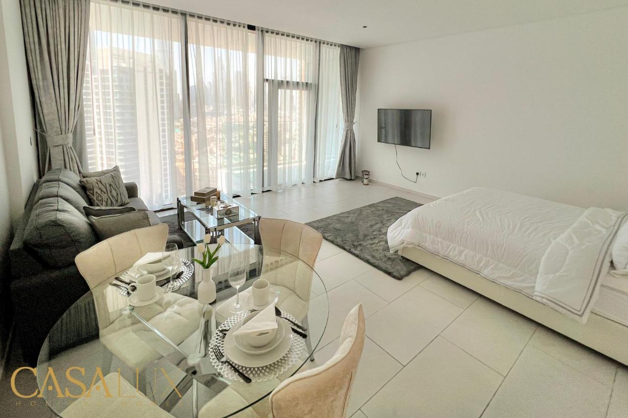 Holiday home Stunning Std Flat In Dt, With Burj Khalifa View . Dubai