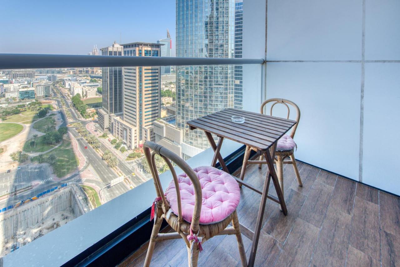 Apartment 23 Marina Tower, Marina - Mint Dubai