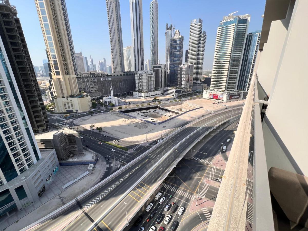 Mag 318 Downtown Luxury Studio Apartment Dubai