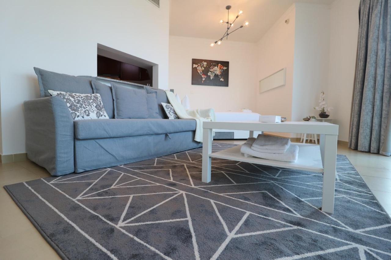 Apartment Bright & Valuable, Close To Metro Station *
