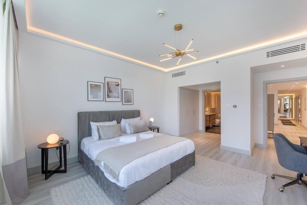 Astonishing 3bdr In The Heart Of Marina * Dubai
